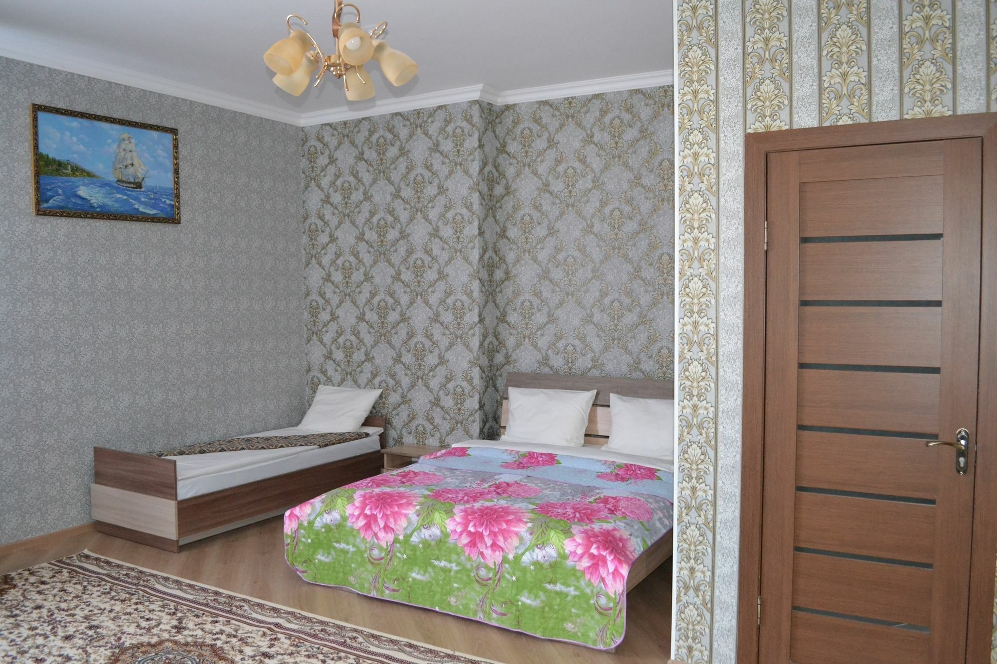 Hotel Alash Астана Экстерьер фото